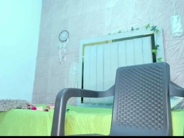 Samantha-Keem on BongaCams