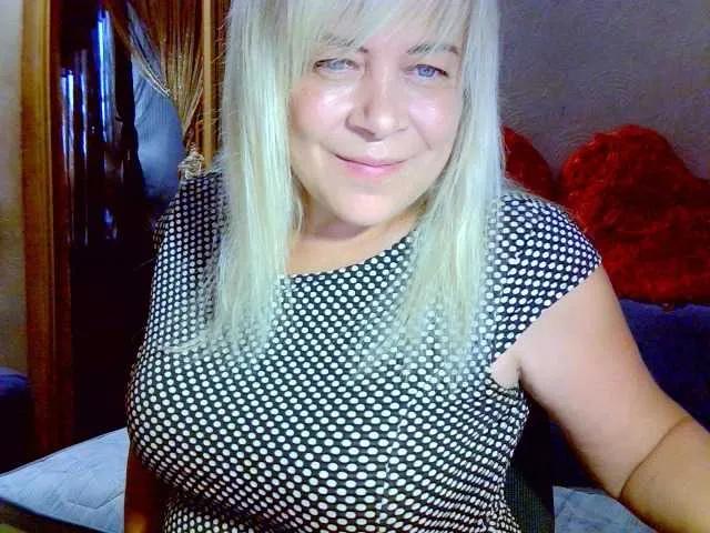 Savan35na on BongaCams 