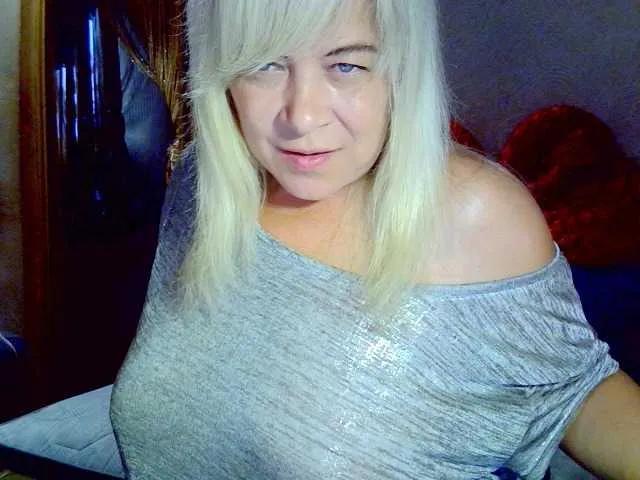Savan35na on BongaCams 