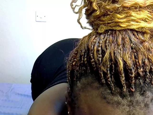 Sexxyref on BongaCams 
