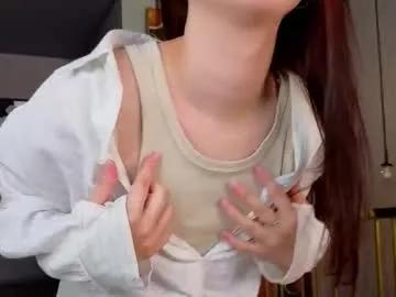 ella_ellis on Chaturbate 