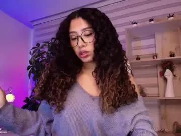 miss_sidney — Oil+play nipples [196 tokens left] #latina #ebony #bigass #deepthroat #blowjob