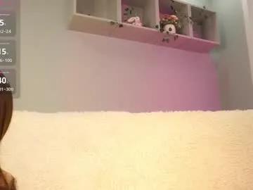 sunny_bambi on Chaturbate