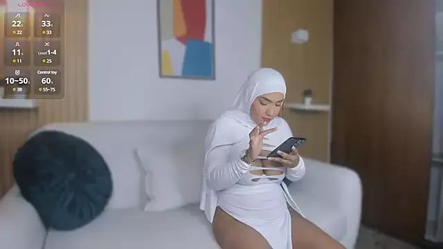 alma_avad on StripChat 