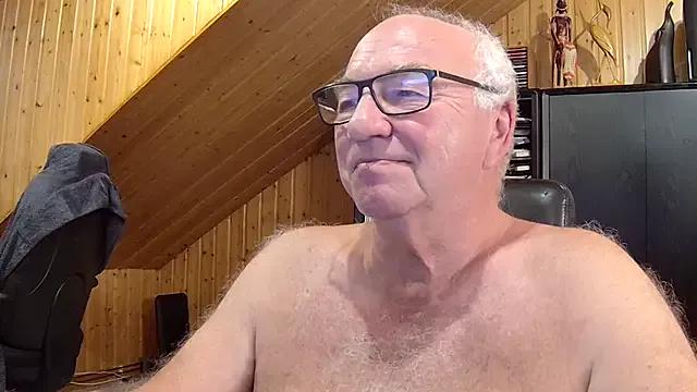 biggandybig on StripChat 