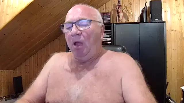 biggandybig on StripChat