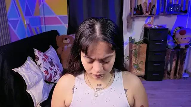 Cuttiealice on StripChat 