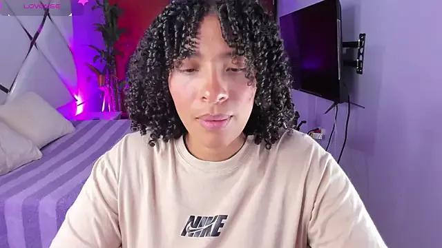 DannaBerry on StripChat 