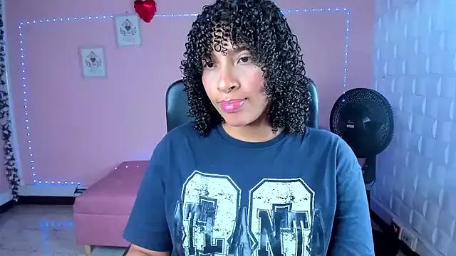 DannaBerry on StripChat 