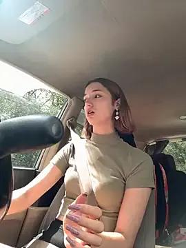 DollyTall on StripChat