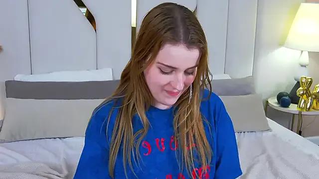 EllieGarson on StripChat 