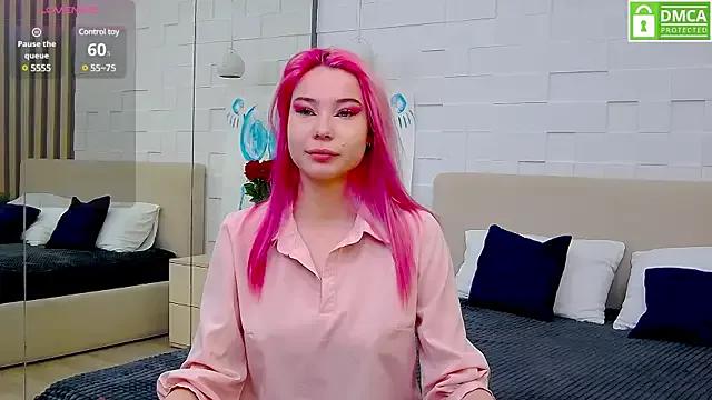 Emma_plux on StripChat 