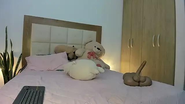 HELLEN_SWEET6 on StripChat 