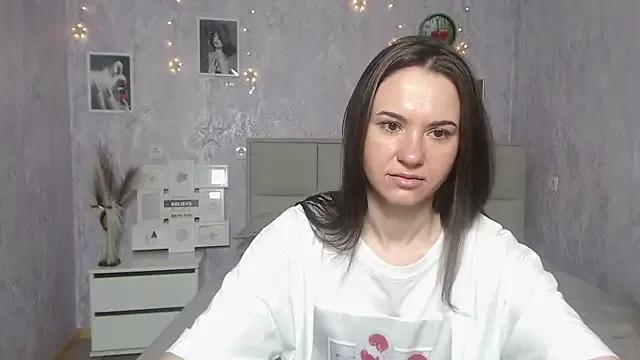 KaraCriegs on StripChat 
