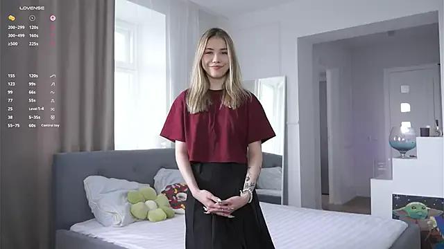 LilianBenskin on StripChat 
