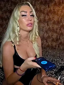 lotteliefde1 — Show boobs