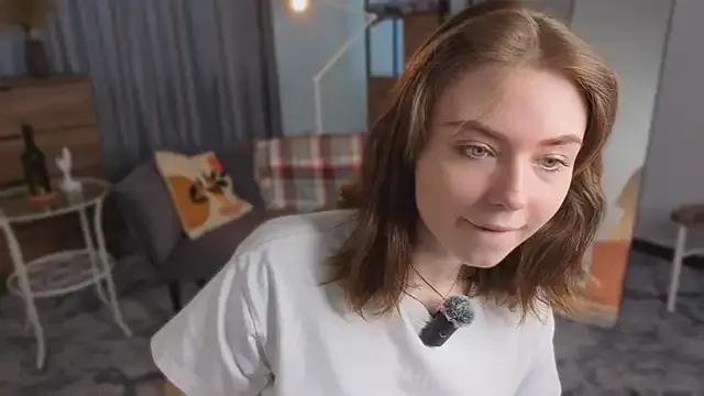 LuellaVisalli on StripChat 