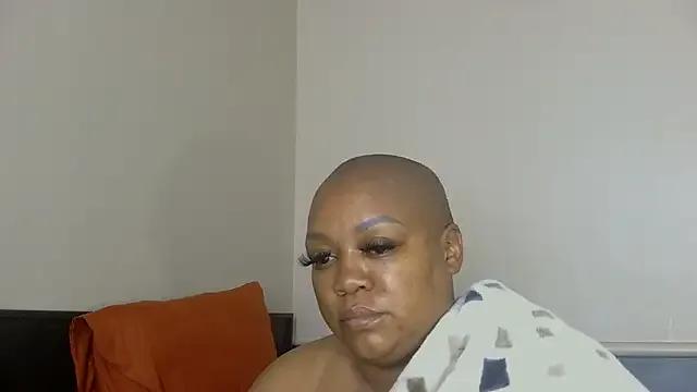 QUEENxJESSI on StripChat 