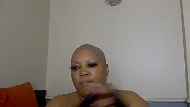 QUEENxJESSI on StripChat 