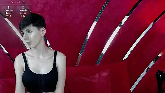 Roxxy_Rouge on StripChat 