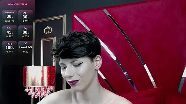Roxxy_Rouge on StripChat 