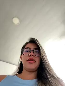 sara_calderon on StripChat 