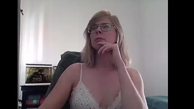 SavannaGirly on StripChat 