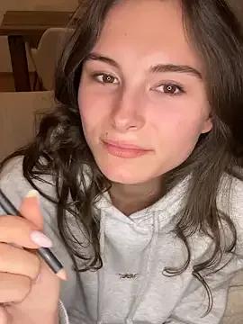 SophiiaStarr — Oil Boobs and Play with Nipples