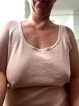 sweetmystery1 on StripChat 