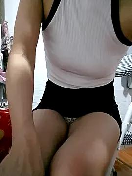 tara_0000 on StripChat